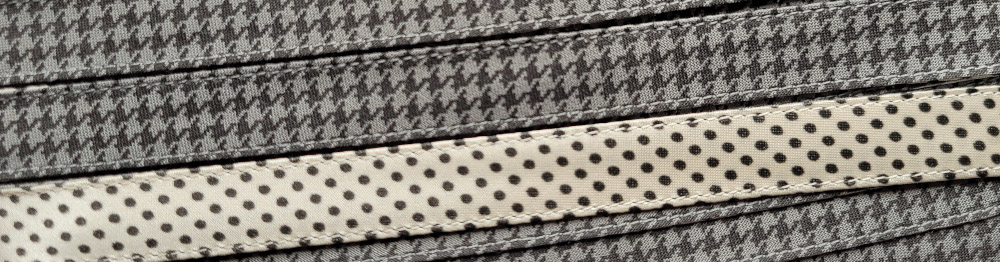 ruban-pied-poule-gris