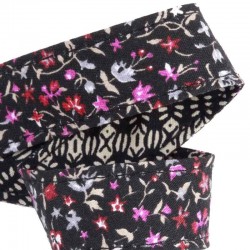 Ruban fleurs Œillet Batik rose et noir