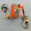 laniere-porte-clef-mousqueton-pois-fluo