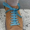 lacets-chaussures-chenille-argent-bleu