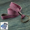 porte-badge-tour-cou-pied-poule-rose