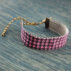 bracelet-ruban-pied-poule-rose