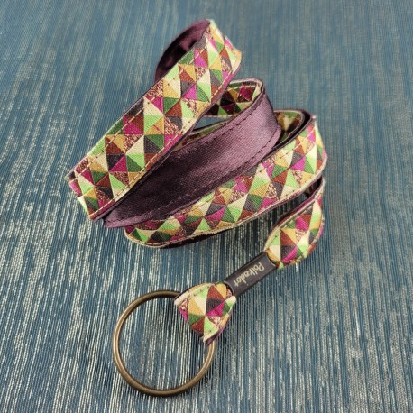 porte-clef-tour-cou-mosaique-lurex